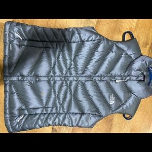Women’s North Face vest